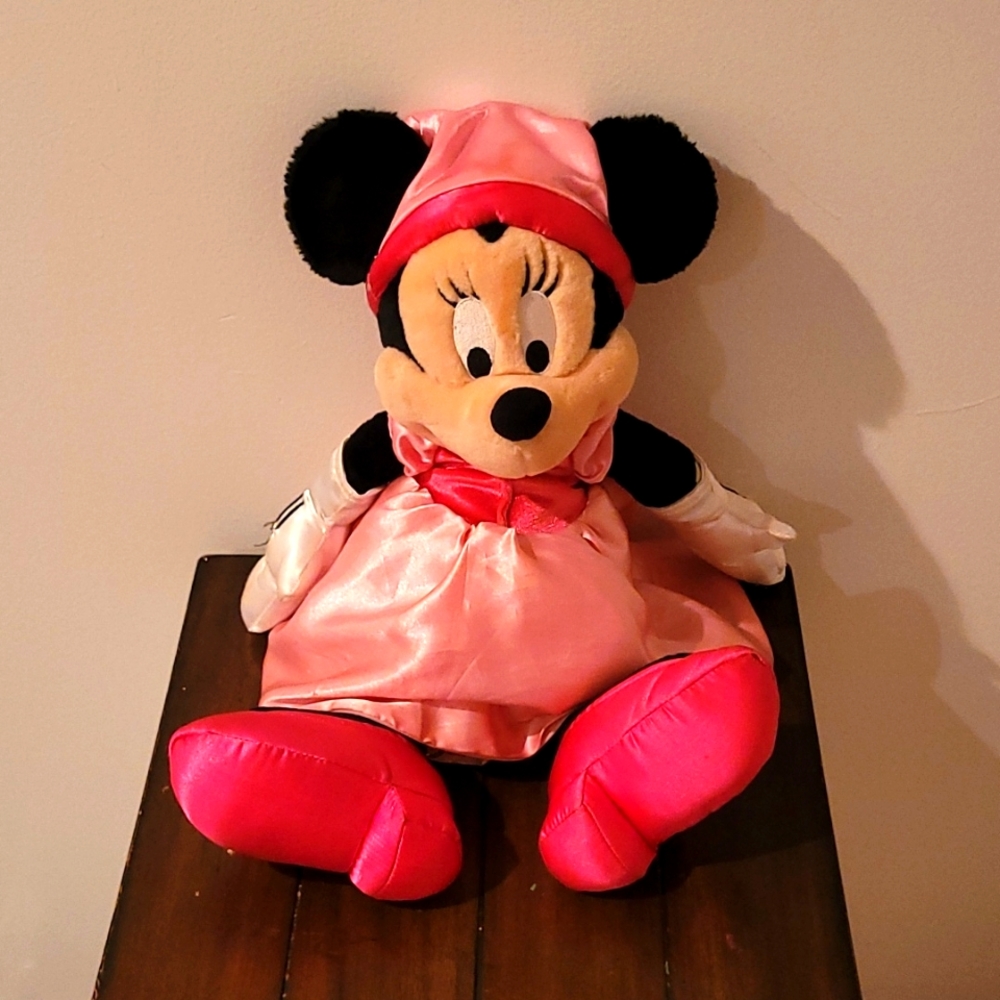 Minnie Mouse stuffed toy